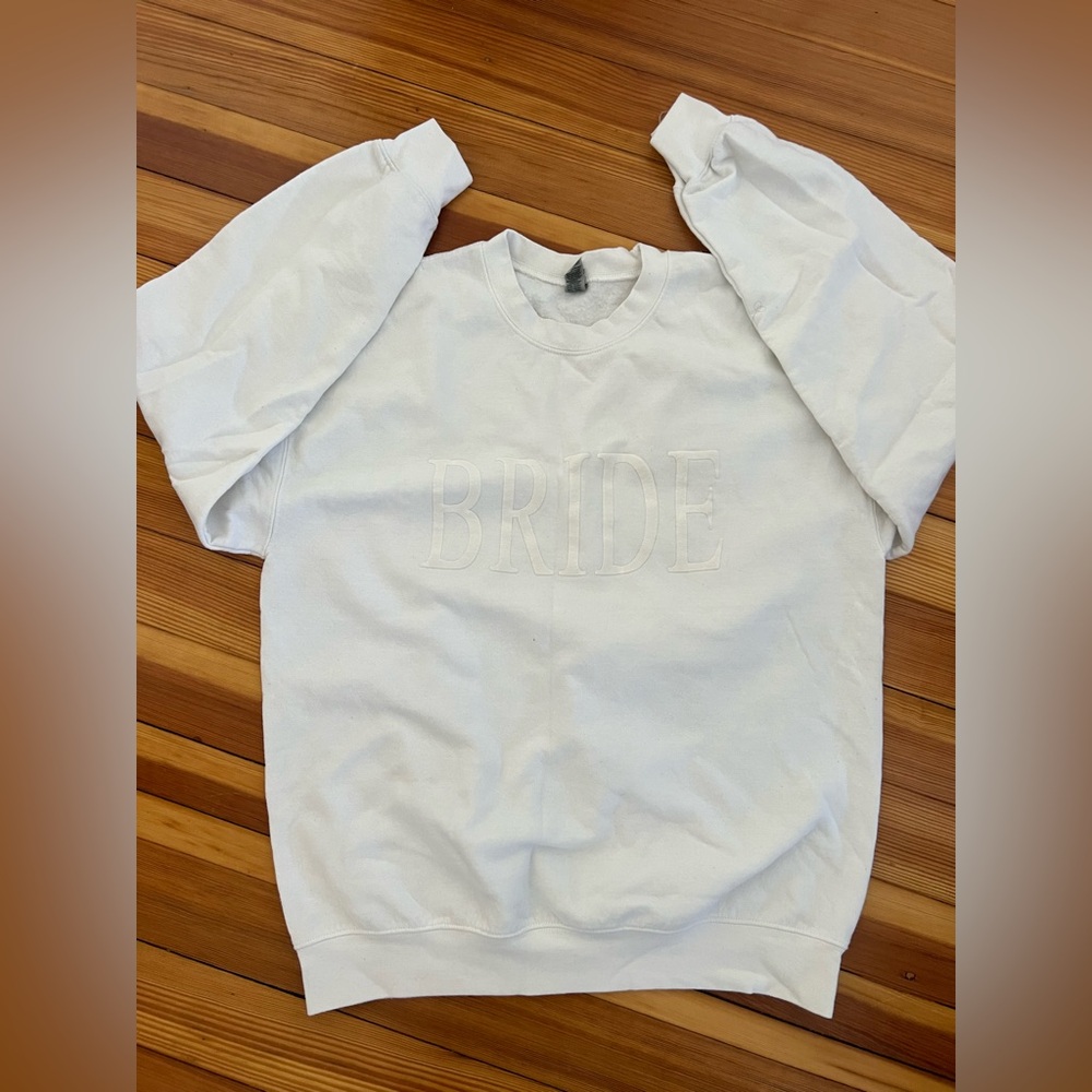 BRIDE crewneck white